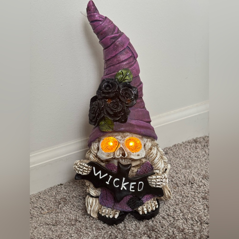 🚨🌟HOST PICK! 🚨🌟Purple and Black Wicked Gnome Decor